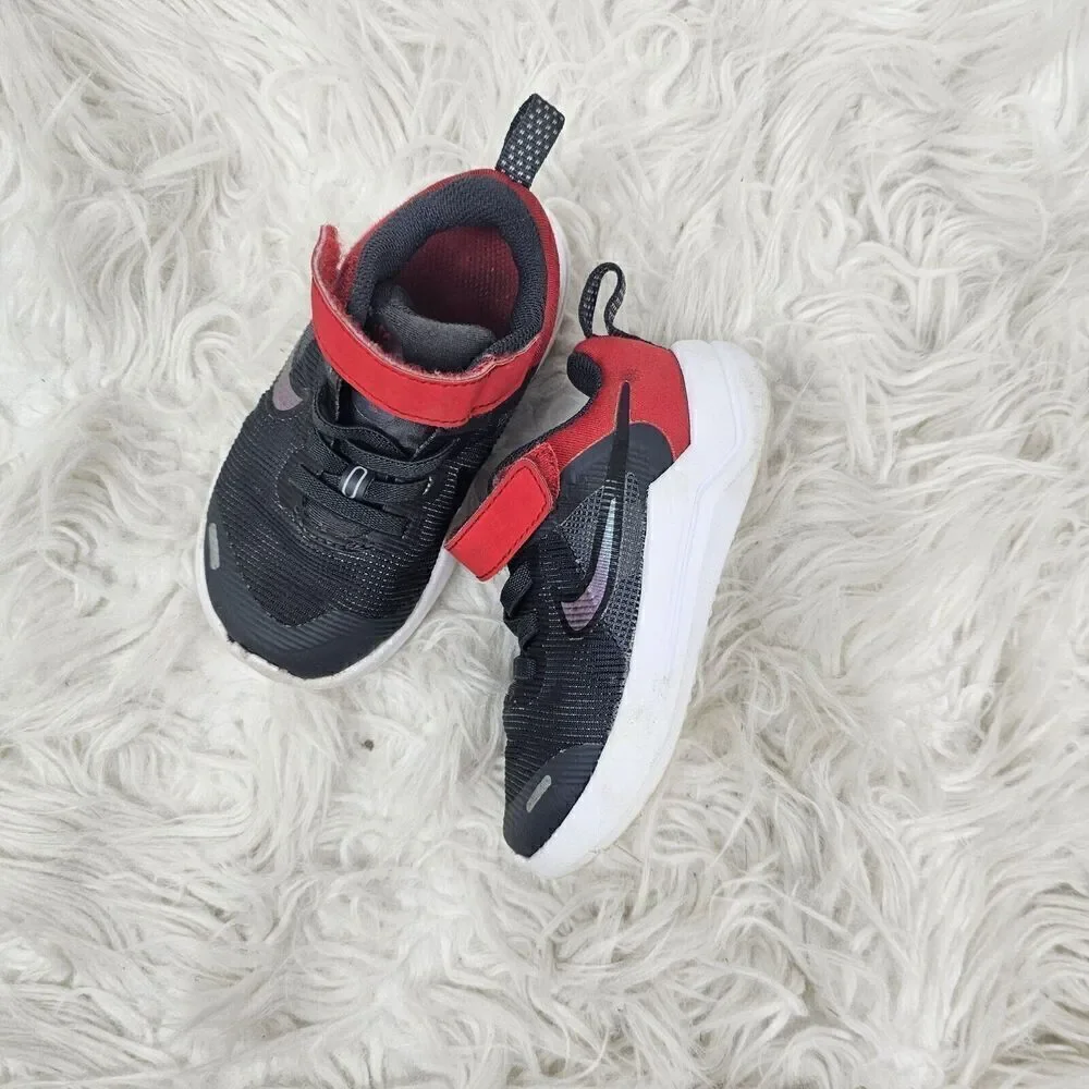 Nike Toddler Boy Anthracite, Smoke Grey (Red) Downshifter 12 NN Sneaker US 6C